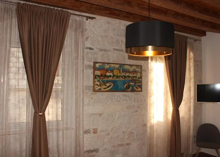 Luxury Rooms Rustic Chic